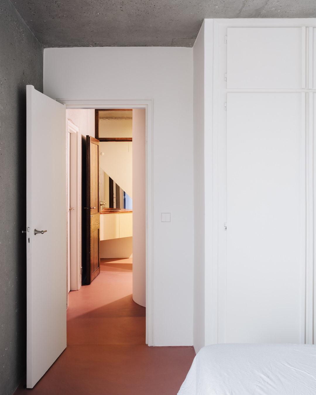 I24.67SL - Rénovation d'un appartement des années 70 - Augure Studio