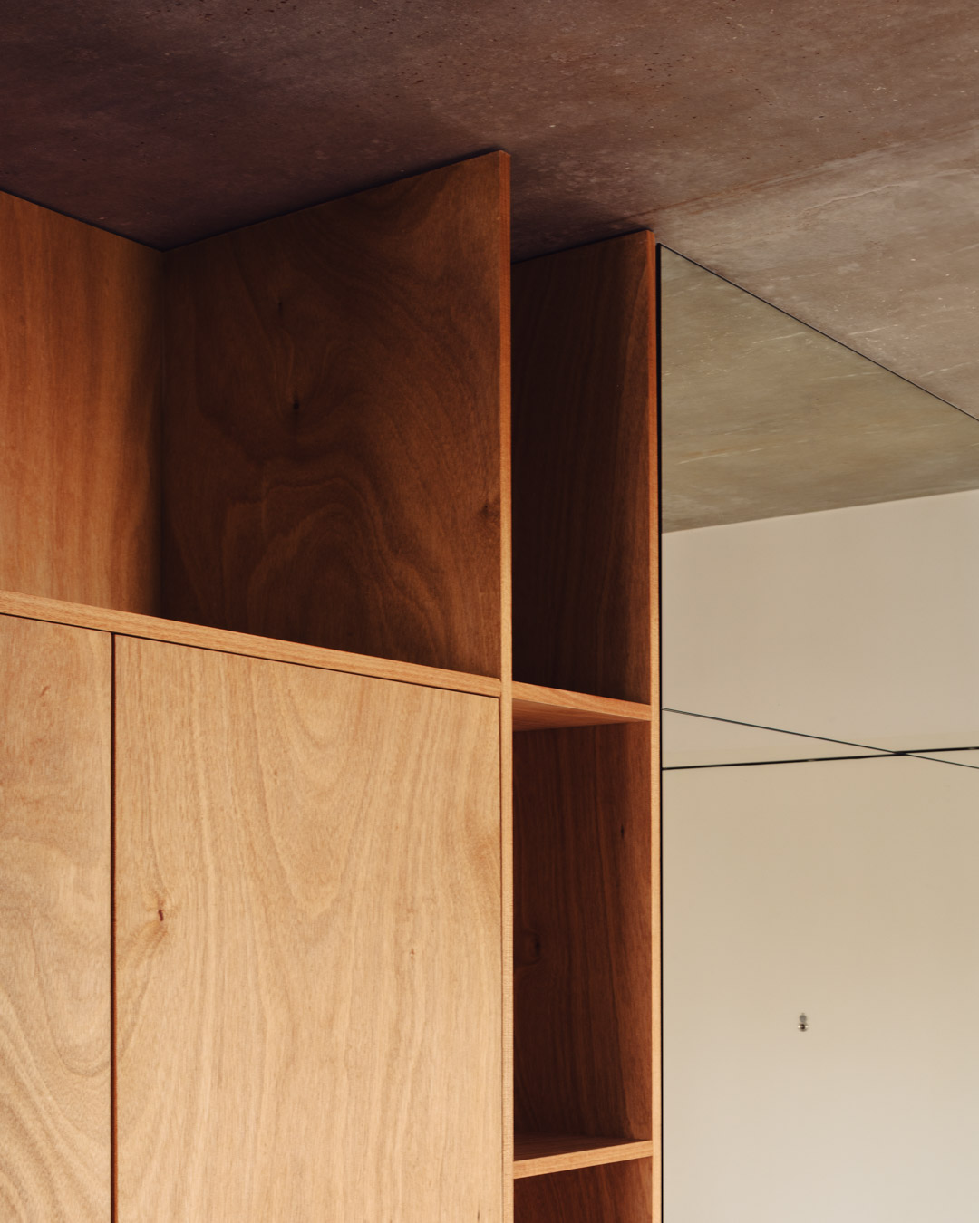 I24.75QO - Rénovation d'un appartement des années 1970 - Augure Studio
